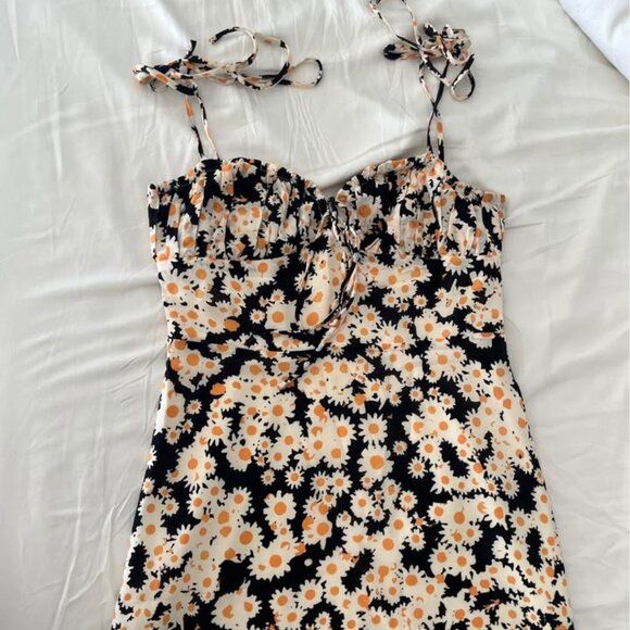 Realisation Par The Devon Dress - Picture 1 of 5